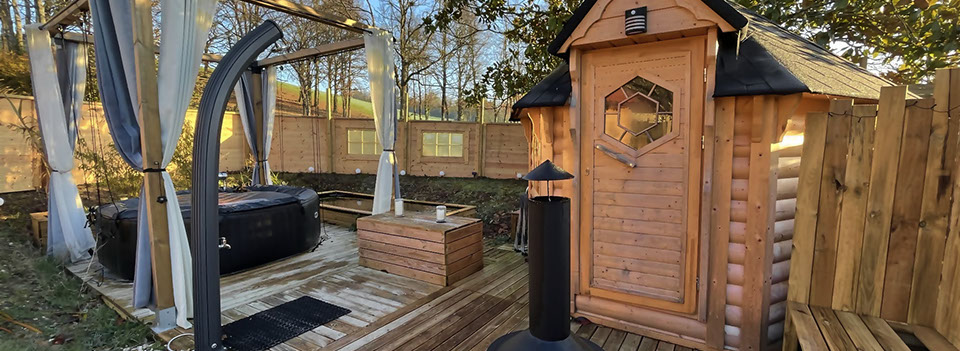 Spa Nordique - Sauna et jacuzzi en supplement chez Flo & Marc